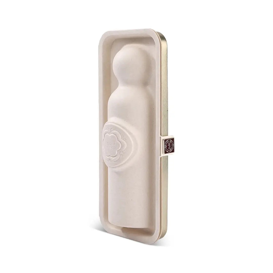 Martinique Osmanthus EDP box with a heart emblem on a white background with Gissah branding
